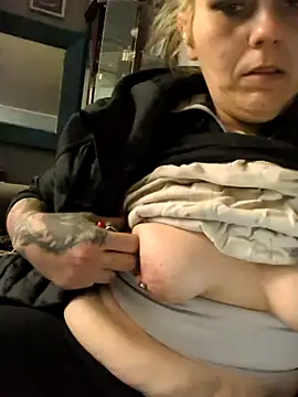 Snapshot of sexycockfiend777 chatting on November 21, 2025, 4:55 am sexycockfiend777 online show from November 21, 2025, 4:55 am