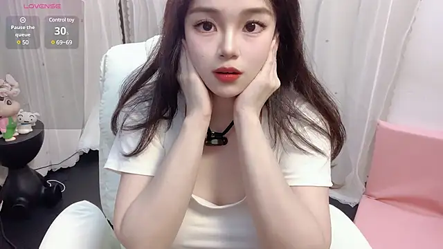 Snapshot of YIZHI_Koala chatting on March 1, 2025, 2:02 pm YIZHI Koala online show from March 1, 2025, 2:02 pm