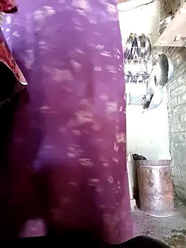 BERRY 00 online show from February 7, 2026, 6:10 am