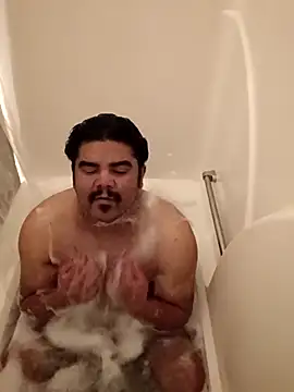 Brickstash online show from April 15, 2026, 4:07 am