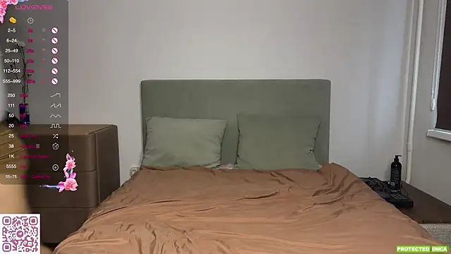 jettamona online show from September 26, 2025, 4:52 am