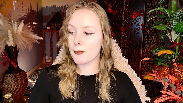 Snapshot of VivienLeeigh chatting on February 13, 2026, 9:09 am VivienLeeigh online show from February 13, 2026, 9:09 am