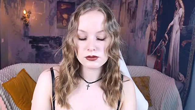 Snapshot of VivienLeeigh chatting on February 21, 2026, 1:07 am VivienLeeigh online show from February 21, 2026, 1:07 am