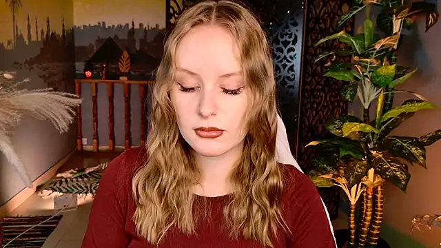 Snapshot of VivienLeeigh chatting on February 9, 2026, 5:27 am VivienLeeigh online show from February 9, 2026, 5:27 am