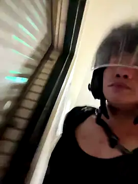 TaiwanSlutBitch online show from October 17, 2025, 2:04 am