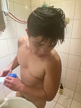 TaiwanSlutBitch online show from October 4, 2025, 12:56 am