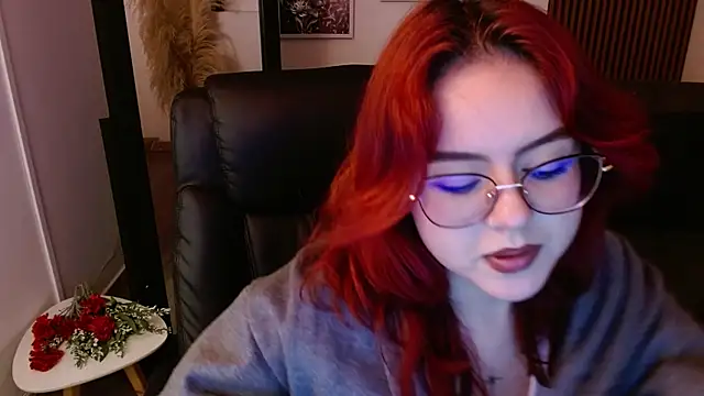 crimson tati  online show from February 25, 2025, 6:25 am