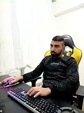 SertSikici022 online show from December 7, 2024, 6:32 pm