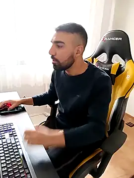 SertSikici022 online show from December 3, 2024, 8:44 am