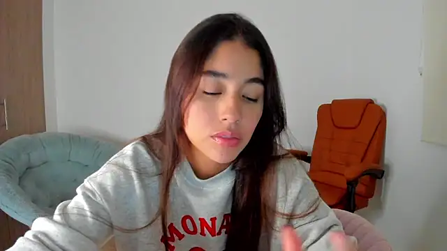 AriaMontgomery online show from February 14, 2025, 5:19 am