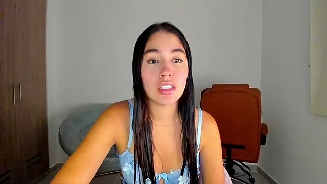 AriaMontgomery online show from March 3, 2025, 11:35 pm