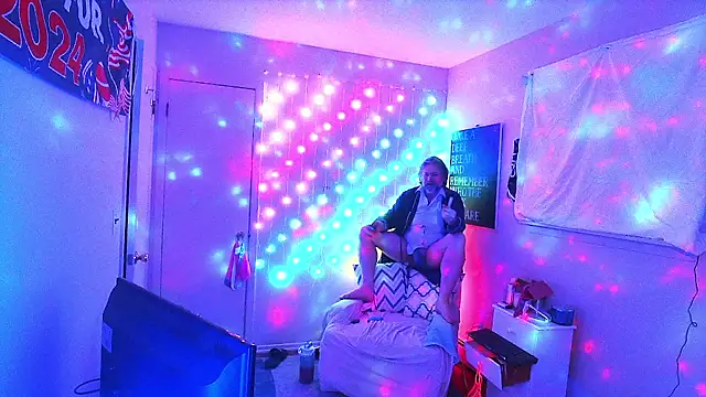 Snapshot of onlym4m chatting on February 2, 2025, 10:35 am onlym4m online show from February 2, 2025, 10:35 am