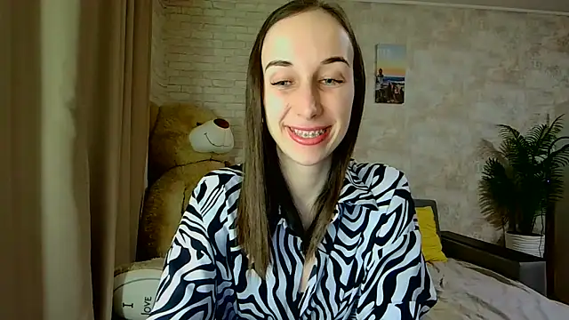 Snapshot of Anika_bloom chatting on February 16, 2026, 7:45 pm Anika bloom online show from February 16, 2026, 7:45 pm