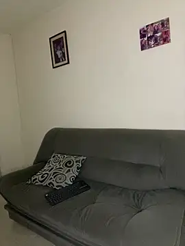 TipsteryRoyal online show from April 5, 2026, 3:57 am