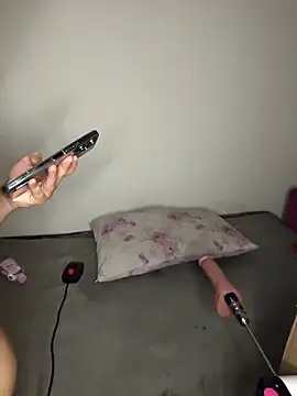 merve0234 online show from February 17, 2026, 9:45 pm