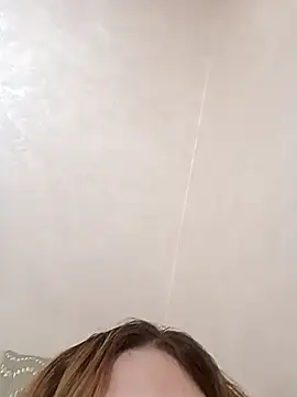 May Ar online show from November 20, 2025, 10:42 pm