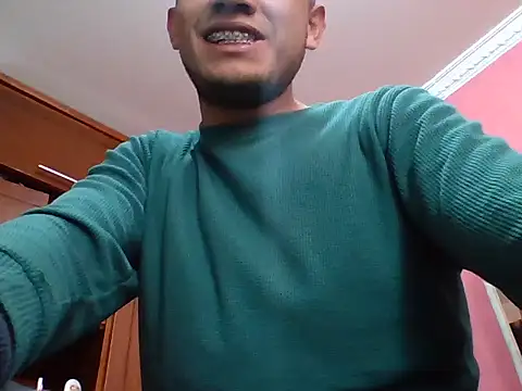 Snapshot of Deportist chatting on February 4, 2026, 9:43 pm Deportist online show from February 4, 2026, 9:43 pm