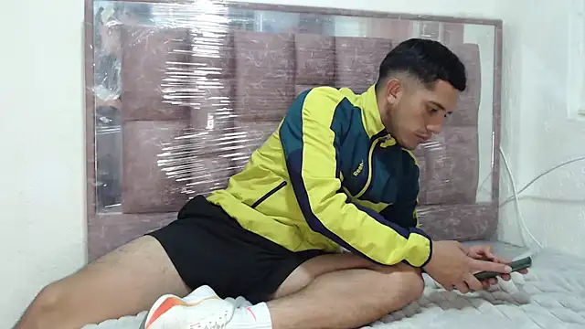 Snapshot of Deportist chatting on September 24, 2025, 9:54 pm Deportist online show from September 24, 2025, 9:54 pm