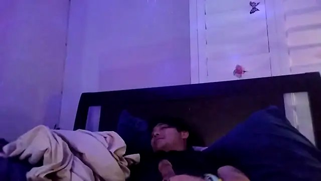 Snapshot of cloudyspun chatting on March 2, 2026, 8:32 am cloudyspun online show from March 2, 2026, 8:32 am