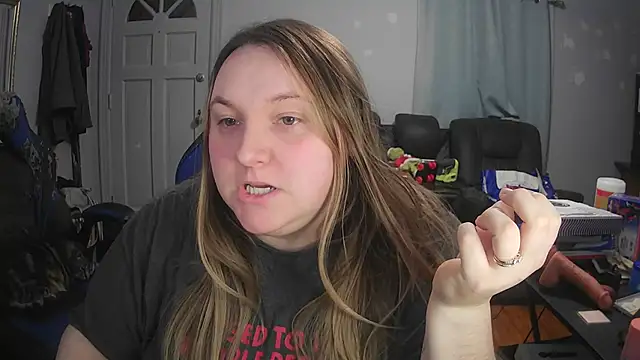 lovelylolarose online show from December 4, 2024, 3:42 am