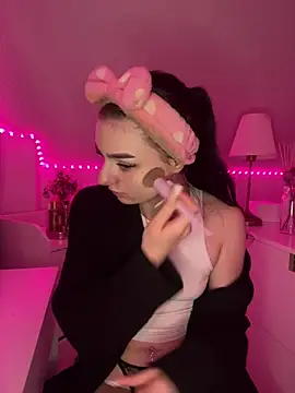 Snapshot of AdelinaAlia chatting on February 20, 2026, 12:51 pm AdelinaAlia online show from February 20, 2026, 12:51 pm