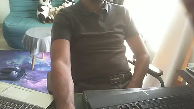 Snapshot of shyfrenchcock1 chatting on June 5, 2026, 7:36 am shyfrenchcock1 online show from June 5, 2026, 7:36 am