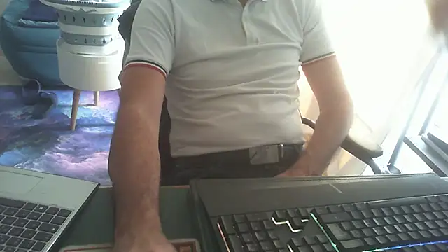 Snapshot of shyfrenchcock1 chatting on June 2, 2026, 8:58 am shyfrenchcock1 online show from June 2, 2026, 8:58 am