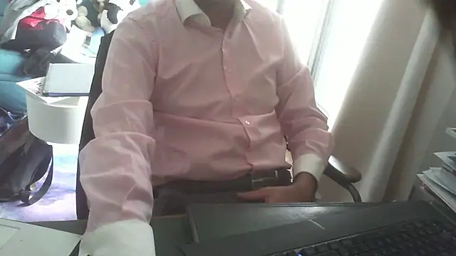 shyfrenchcock1 online show from November 6, 2025, 10:30 am