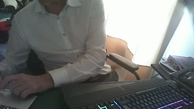 Snapshot of shyfrenchcock1 chatting on June 11, 2026, 12:57 pm shyfrenchcock1 online show from June 11, 2026, 12:57 pm