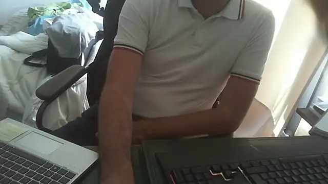 Snapshot of shyfrenchcock1 chatting on May 29, 2026, 8:42 am shyfrenchcock1 online show from May 29, 2026, 8:42 am