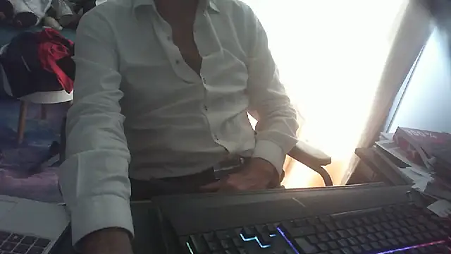 Snapshot of shyfrenchcock1 chatting on June 12, 2026, 9:07 am shyfrenchcock1 online show from June 12, 2026, 9:07 am