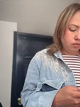 VIOLETA-25  online show from October 22, 2025, 3:00 pm