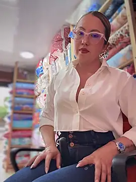 VIOLETA-25  online show from February 19, 2026, 3:53 pm