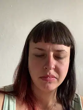 Snapshot of zra_andre chatting on February 21, 2026, 1:02 pm zra andre online show from February 21, 2026, 1:02 pm