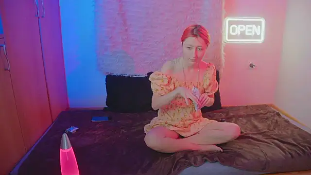 Bloom-fairy online show from February 4, 2026, 2:01 pm