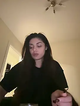 Sweet Khalifa  online show from December 15, 2024, 3:20 pm