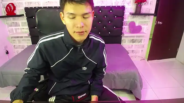 Snapshot of Zafiro_Chizuy chatting on December 11, 2024, 3:13 am Zafiro Chizuy online show from December 11, 2024, 3:13 am