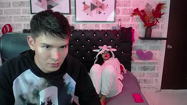 Snapshot of Zafiro_Chizuy chatting on December 7, 2024, 3:53 am Zafiro Chizuy online show from December 7, 2024, 3:53 am