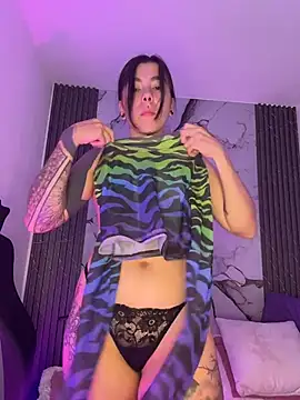 luccianagreyy online show from June 4, 2026, 12:54 pm