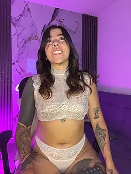 luccianagreyy online show from July 9, 2026, 3:00 pm