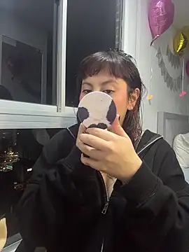 PoliBenett  online show from December 22, 2025, 3:06 am