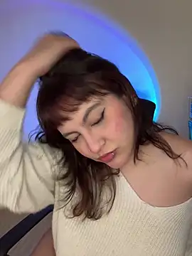 PoliBenett  online show from September 17, 2025, 1:24 pm