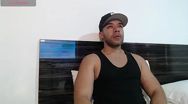 Snapshot of FaustoCock chatting on February 20, 2025, 8:58 pm FaustoCock online show from February 20, 2025, 8:58 pm