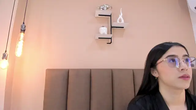 Snapshot of Amy_wats0n chatting on June 2, 2026, 7:03 pm Amy wats0n online show from June 2, 2026, 7:03 pm