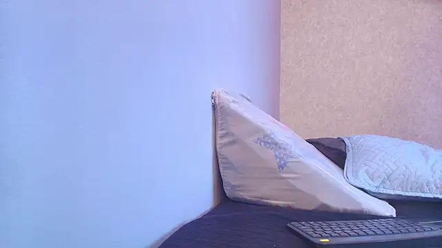 Snapshot of Amy_wats0n chatting on January 8, 2026, 7:09 pm Amy wats0n online show from January 8, 2026, 7:09 pm