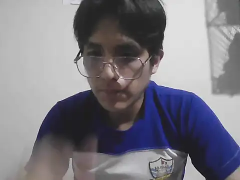 Snapshot of HardDick2 chatting on July 8, 2026, 5:41 am HardDick2 online show from July 8, 2026, 5:41 am