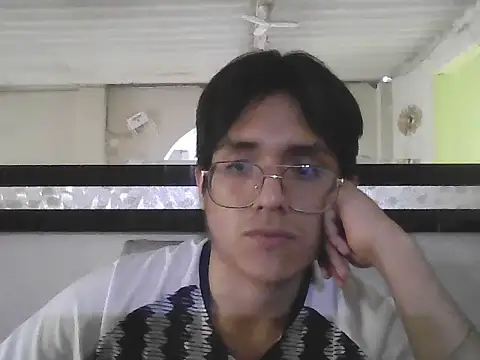 Snapshot of HardDick2 chatting on June 21, 2026, 9:53 pm HardDick2 online show from June 21, 2026, 9:53 pm