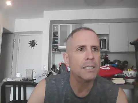 Diegoperrote682661 online show from December 5, 2025, 5:44 pm