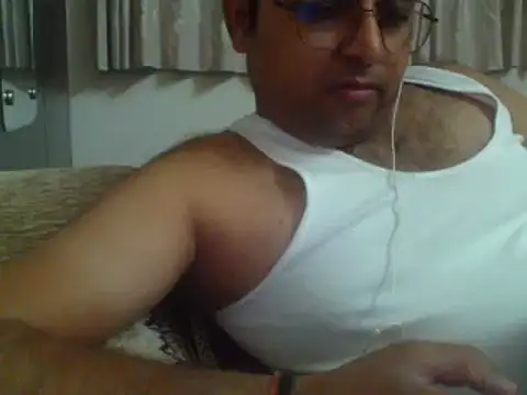 hardyloves online show from January 8, 2025, 4:54 pm