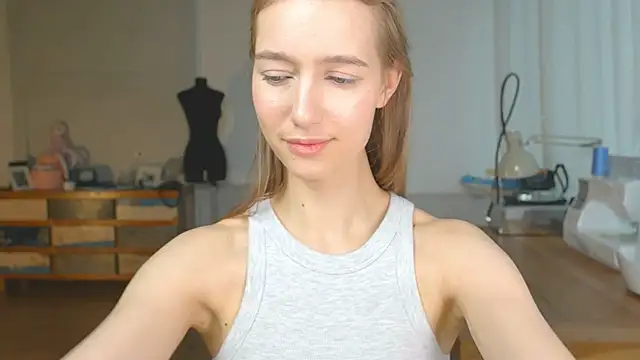 solar bella online show from January 19, 2025, 1:44 pm